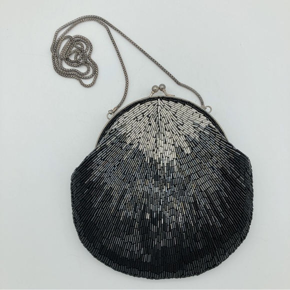 La Regale Handbags - Vintage La Regale Beaded Evening Shoulder Bag with Chain Strap